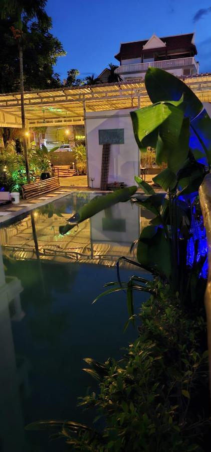 Hostel Retro Quarter Mb Siem Reap Exteriér fotografie